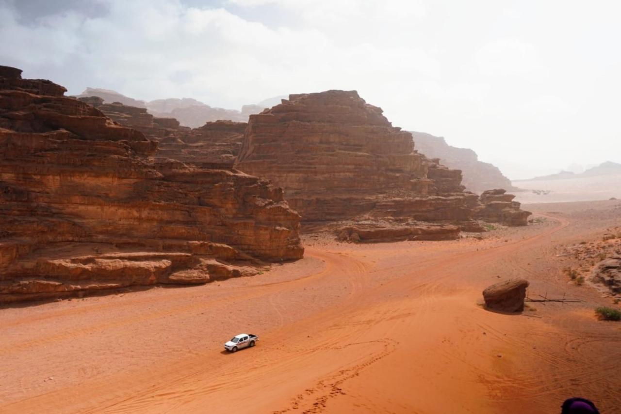 Wadi Rum-Bedouin Tents And Jeep Tours エクステリア 写真
