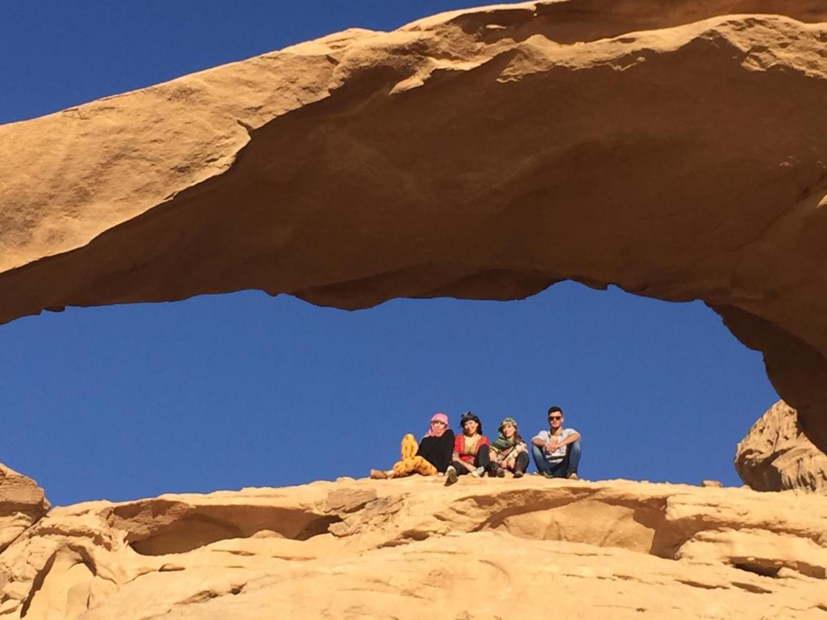 Wadi Rum-Bedouin Tents And Jeep Tours エクステリア 写真