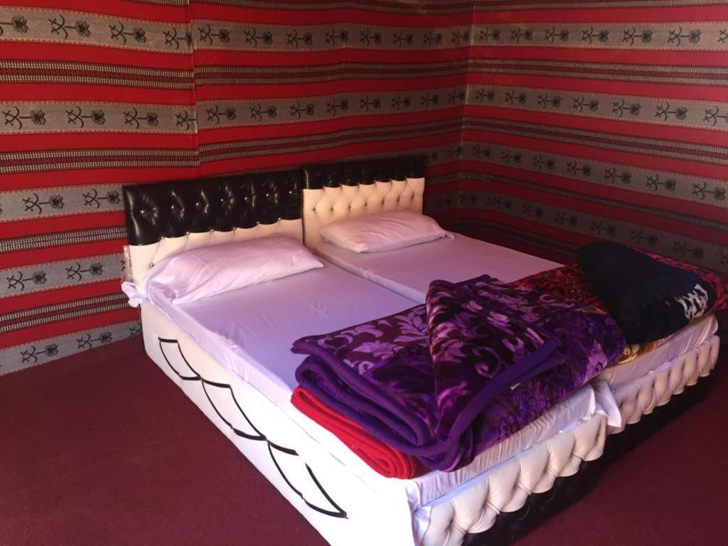 Wadi Rum-Bedouin Tents And Jeep Tours エクステリア 写真